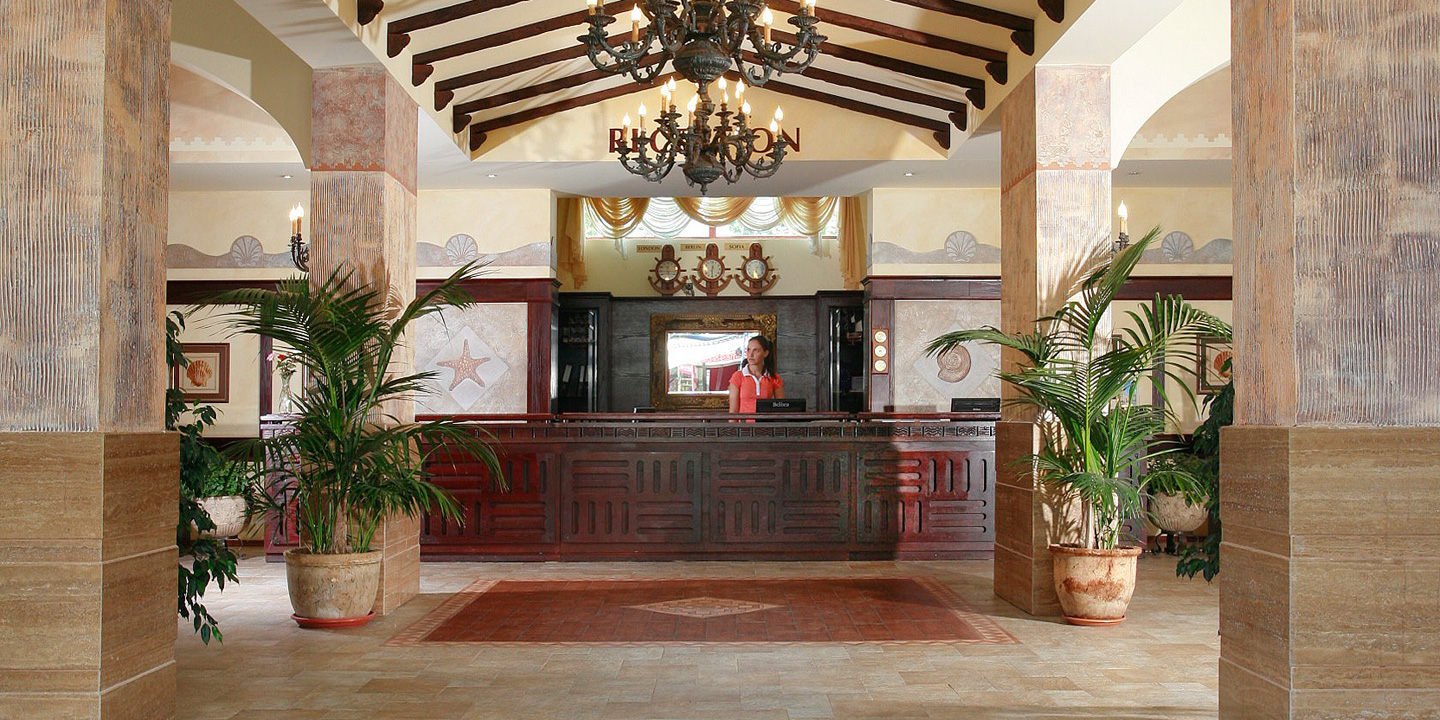 Hotel_Alba_About_hotel_head_02.jpg
