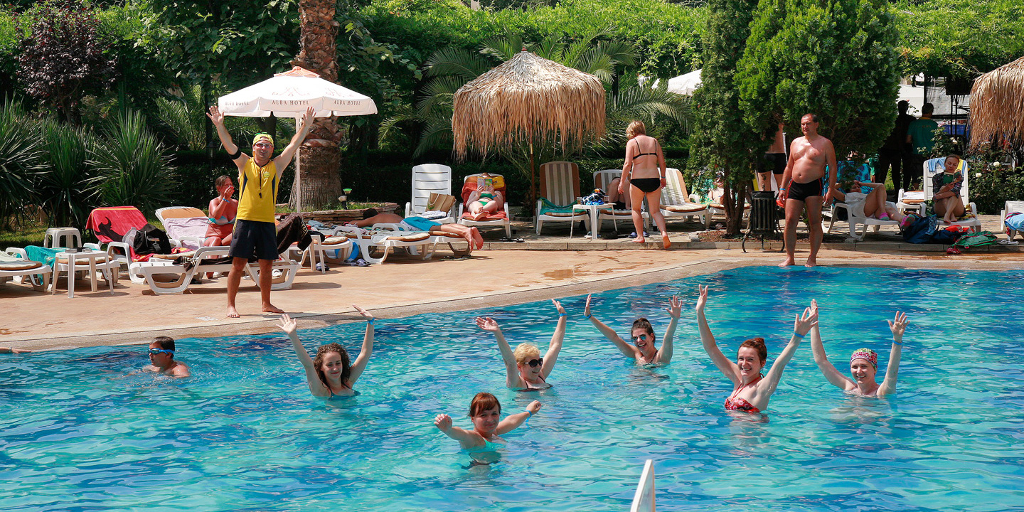 Hotel_Alba_About_hotel_head_09.jpg
