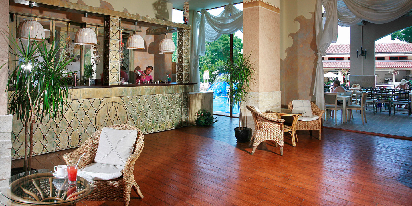 Hotel_Alba_lobby_1_1.jpg
